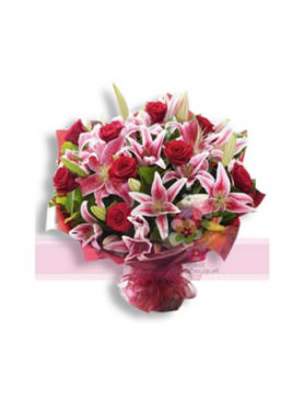 Charming Lily Bouquet