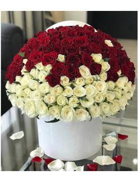100 Roses Design Hat Box