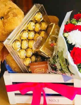 Ravishing Choco Hamper