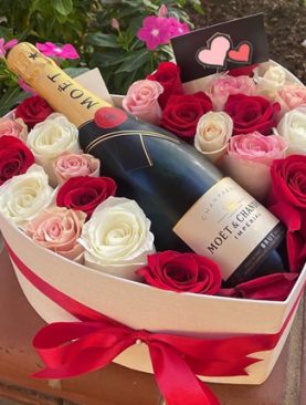 Sophisticated Moet Hamper