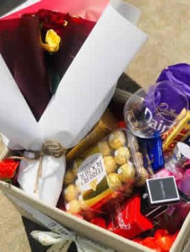 Sweet Combo Hamper