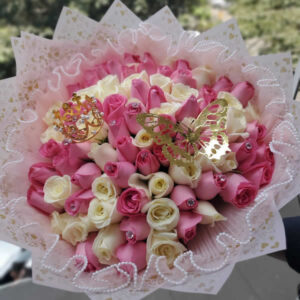 Queen's floral elegance
